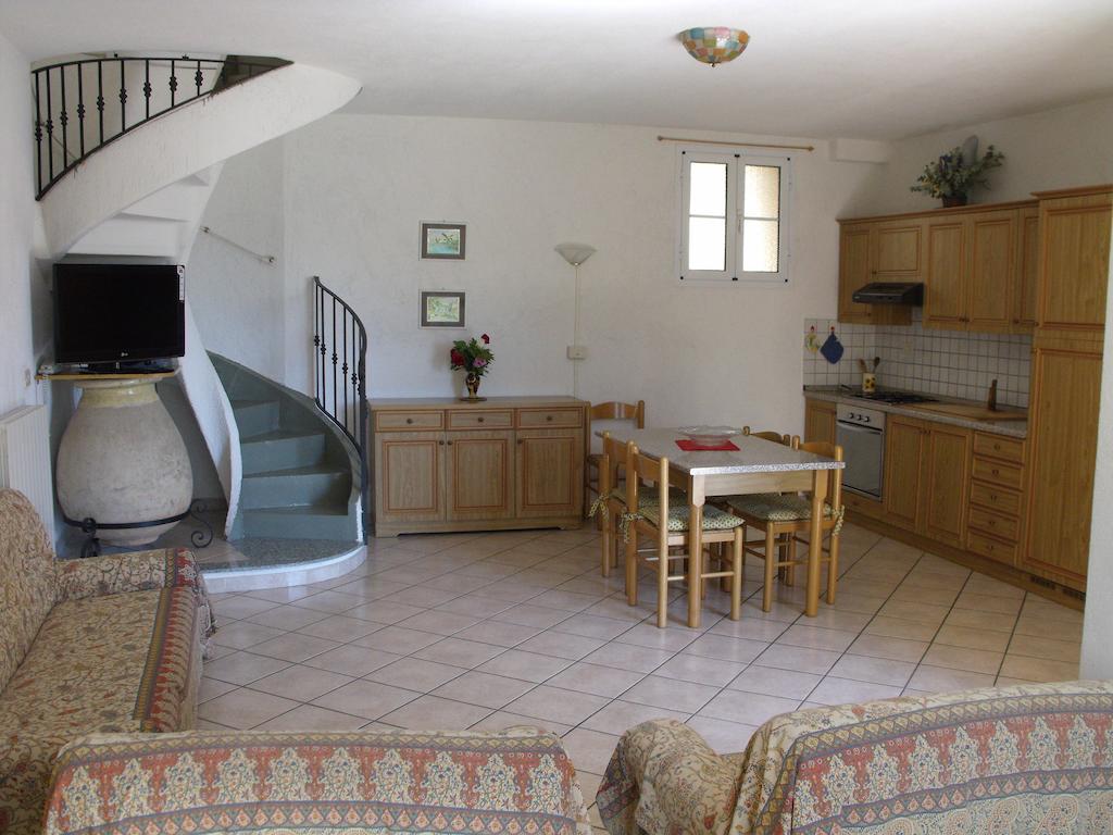 Agriturismo Gli Ulivi Garlenda Cameră foto